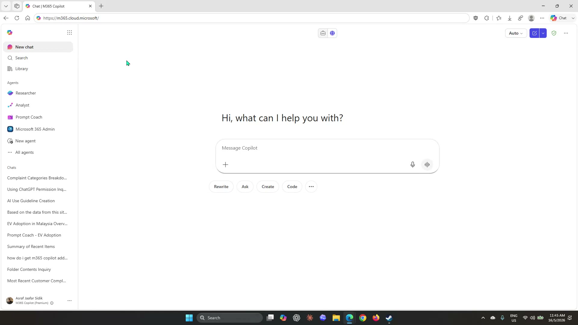 Copilot Chat interface showing the New chat button in the left sidebar